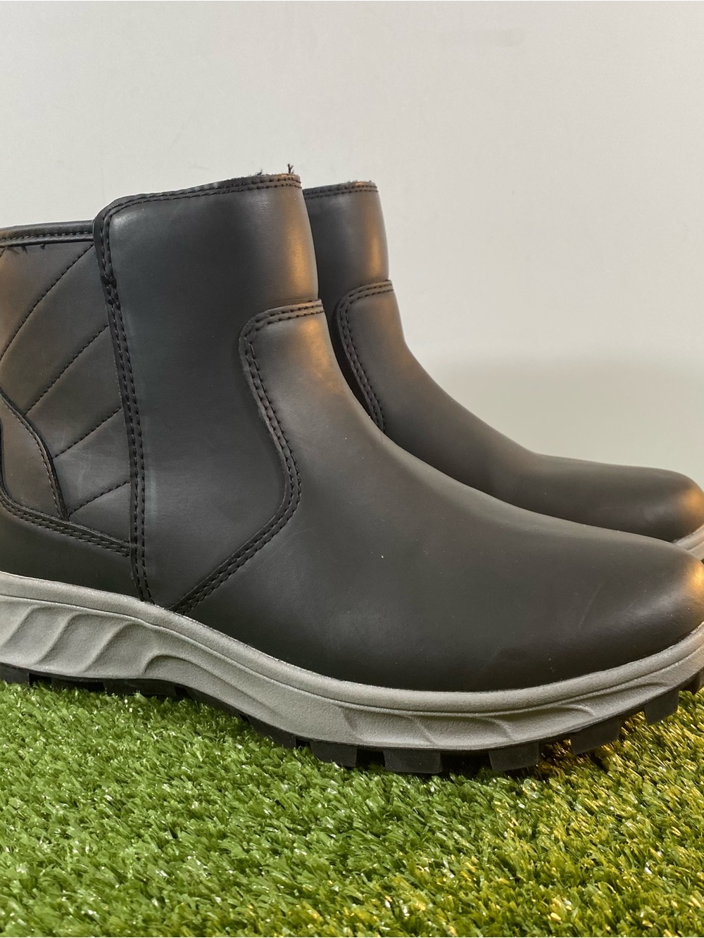 Khombu Dusk All-Weather Boots Women Size 8 Water Repellent Faux Fur Lined Black